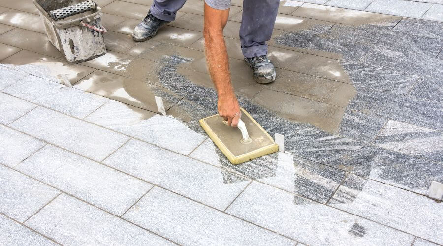 Expert flood damage restoration services in Stockland, IL